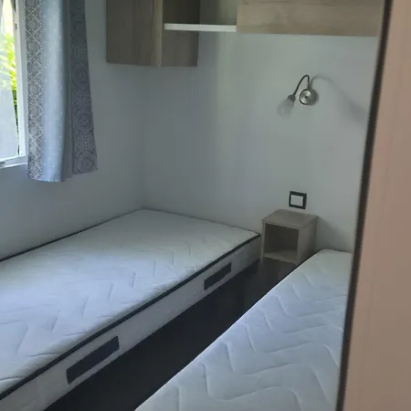 Feel Mh 129 캠프장 Gastes